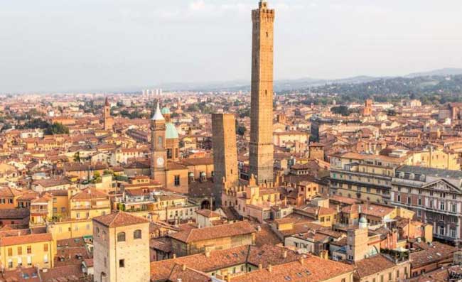 Lotteria Italia, il premio di 5 milioni a Bologna. Pioggia di soldi anche a Roma