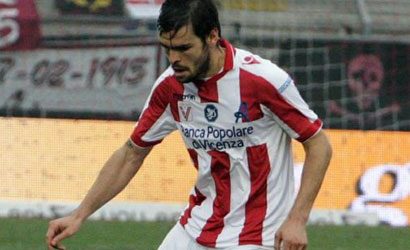 Serie B: il portiere gli lacera il pancreas, operato d'urgenza!