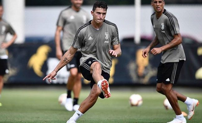 SPORTITALIA - Sondaggio Napoli per Caldara! Offerte alla Juventus, c'è anche il Dortmund