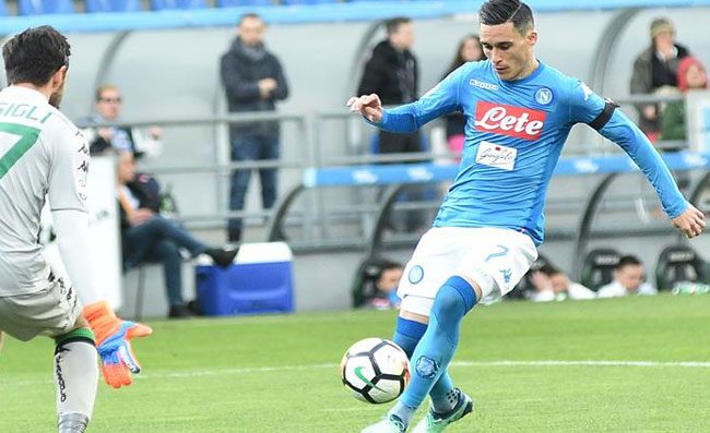 Ag. Albiol-Callejon: Sono giocatori del Napoli. Ad oggi nessun'offerta, se arrivano valutiamo