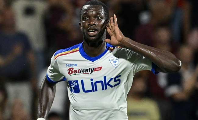 Ceesay, l'agente: A Lecce sta benissimo: il suo futuro � gi� deciso