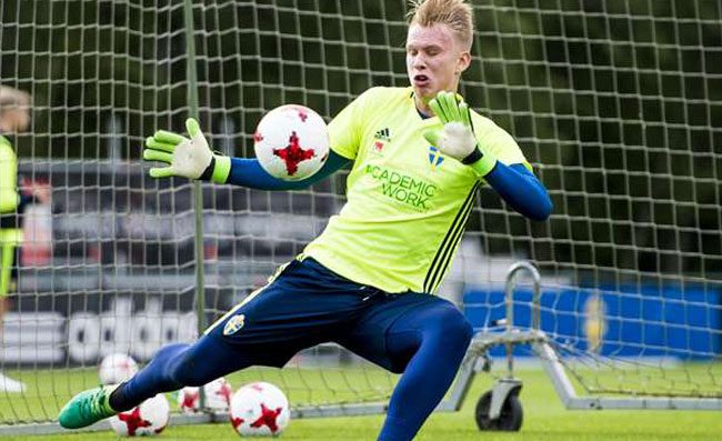 ESCLUSIVA - Dahlberg-Napoli, ecco la situazione. Il portiere piace anche ad Udinese e Atalanta