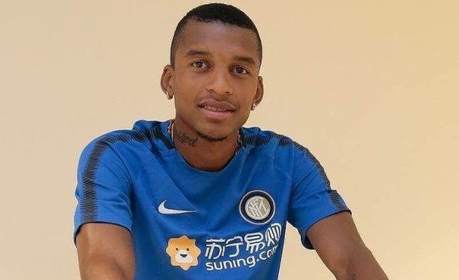 Dalbert dall'Inter al Cagliari, � ufficiale. Sfuma Nandez per il Napoli?