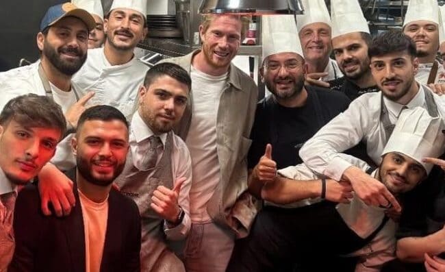 De Bruyne sempre più napoletano: ieri cena speciale a base di pesce