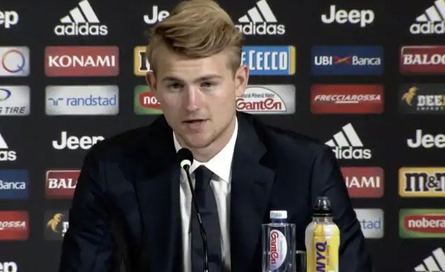 Il Bayern nega 700 kg di cioccolato a De Ligt: il curioso episodio