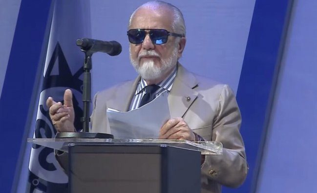 De Laurentiis: Manfredi non &egrave; tifoso del Napoli. Ci servono le strutture oppure non saremo pi&ugrave; competitivi