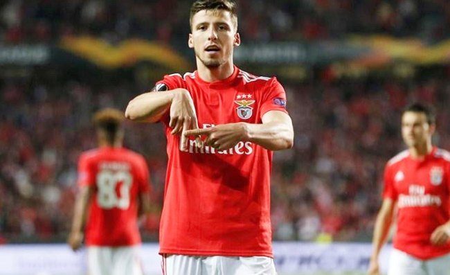 Ruben Dias-Napoli, scambio di informazioni per il colosso del Benfica. Clausola monstre, ma � in vendita