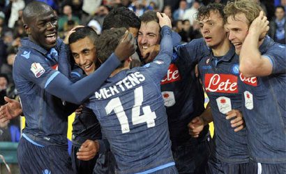 Il Napoli � passione ed amore. Il grande gesto dei tifosi azzurri