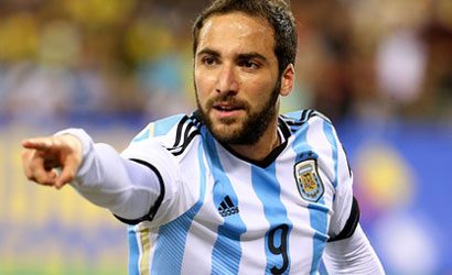 Argentina, bomber di tutti i tempi: Higuain al sesto posto. Nel mirino c'� Maradona!
