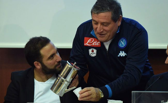Napoli, l'ex prep. atletico: Higuain e Koulibaly, perch� nessuno si fa questa domanda?