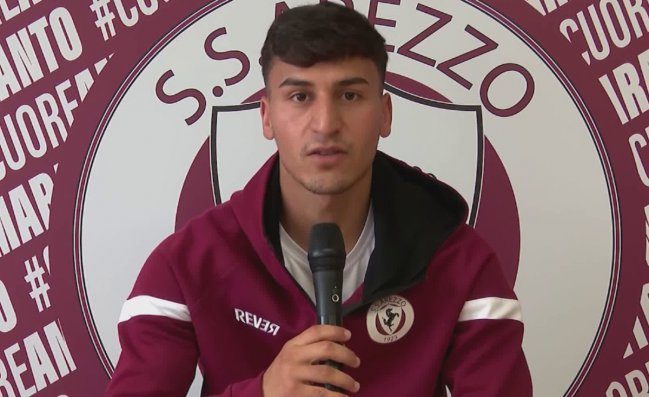 Arezzo su Iaccarino, ma il Napoli ha messo dei paletti. La situazione