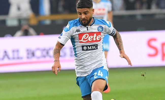 Brutto gesto di Insigne, i tifosi del Napoli insorgono: Fatevi i fatti vostri, lasciate in pace Lorenzo