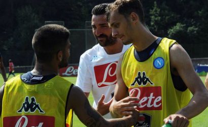 Che polli! Gabbiadini e Insigne depressi. Si devono stare, altrimenti...