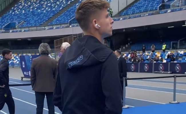 Lindstrom e Ngonge in panchina, la reazione dei due giocatori (VIDEO)