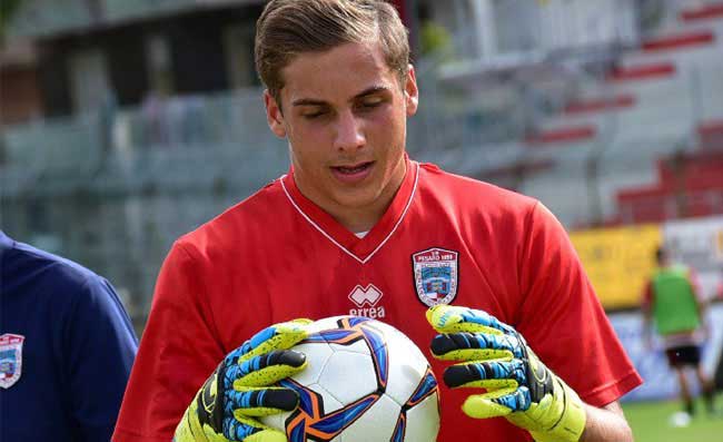 Marfella: Sto bene a Bari e voglio vincere il campionato, ma il mio sogno � giocare nel Napoli