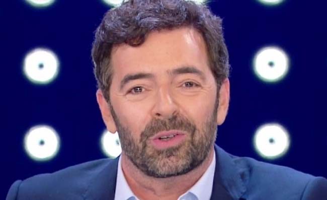 La Vita in Diretta, inviata derubata durante un collegamento: il commento di Matano