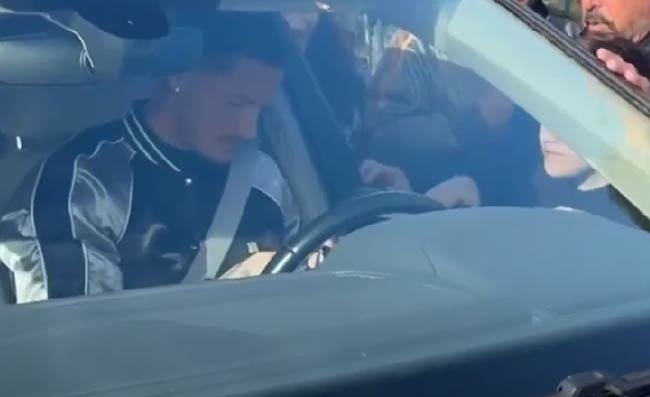 Mazzocchi, selfie e autografi con i tifosi a fine allenamento: Vai Pasquale! (VIDEO)