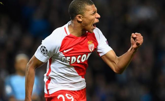 MONDIALI - Francia-Per� 1-0, Deschamps agli ottavi grazie a Mbapp�
