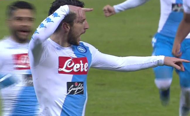 Inchinatevi al capocannoniere, Mertens folletto magico. E' il pi� forte di tutti!