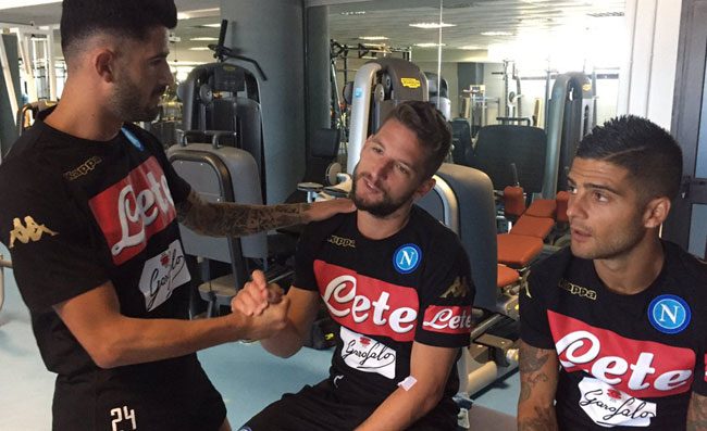Mertens ieri ha firmato il rinnovo con il Napoli all'Hotel Britannique! Si attende l'annuncio di De Laurentiis