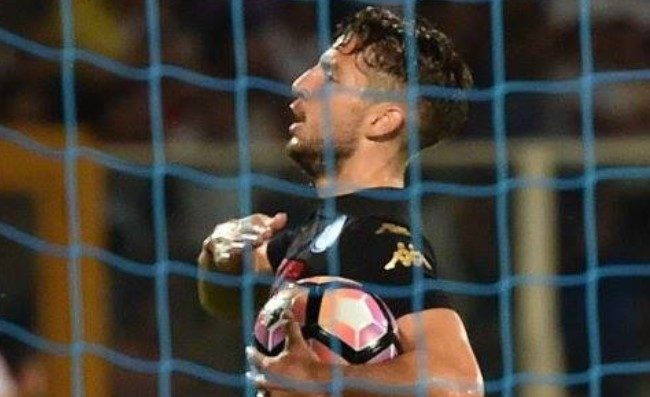 La lezione di Mertens a Insigne. Quello sguardo di Ciro un monito per tutti