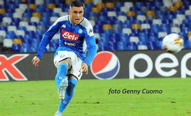 Napoli-Cagliari, pagelle: Insigne e Lozano deludono. Llorente non basta, serata maledetta!