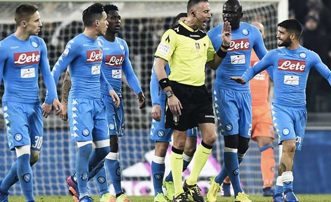 Napoli-Juventus, gli scommettitori non hanno dubbi sulla favorita: ecco le quote