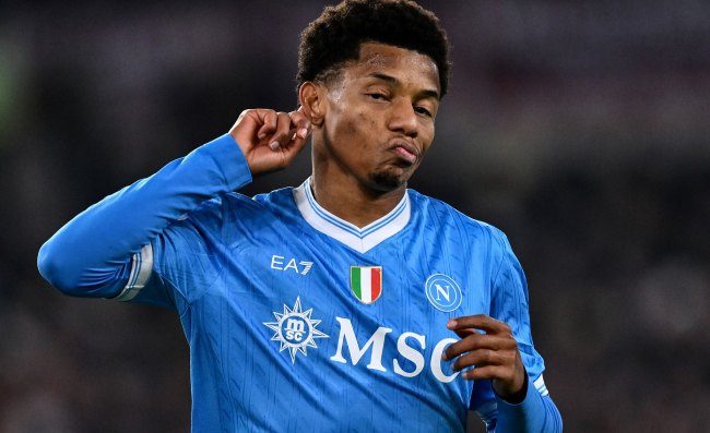 Neres esausto, chiede il cambio a Conte: il labiale del brasiliano