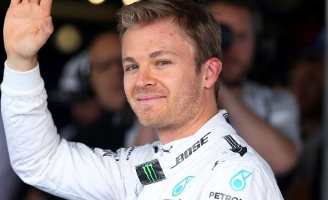 Rosberg tifa Napoli e ricorda: Viaggio di nozze stupendo, in coda per ore per una pizza!