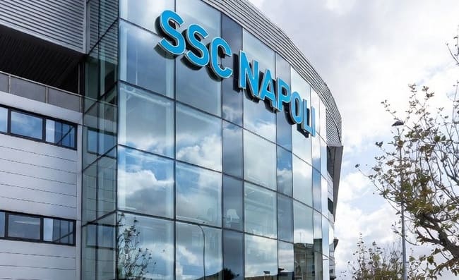 Il Napoli accelera, Centro Sportivo a Monteruscello. Parlato: Incontro De Laurentiis-Manzoni per concludere