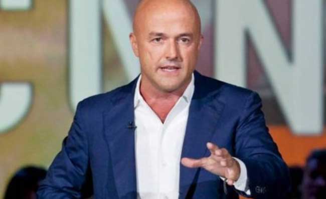 Nuzzi esplode: Passeggia in campo e si mangia i gol. Sono furibondo. Interviene Trevisani