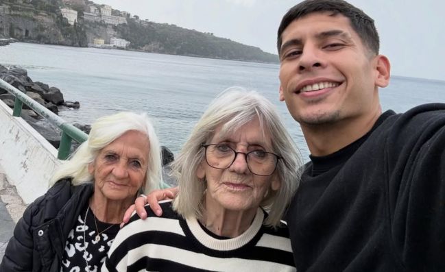 Olivera con le nonne: Sono dolcissime. Hanno 92 e 84 anni, ma è come se niente fosse