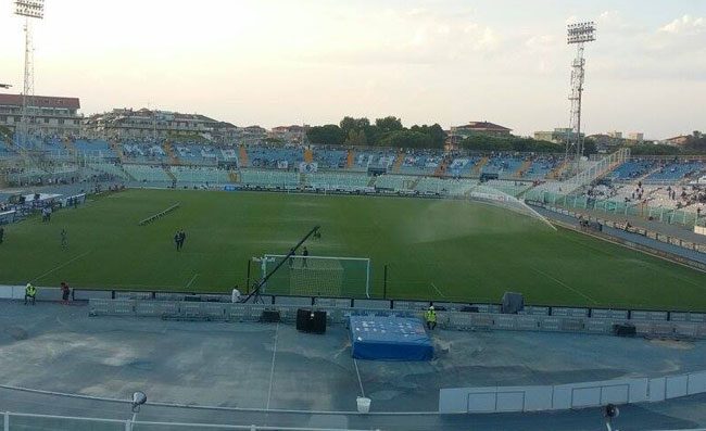 Lutto nel calcio, morto calciatore di 18 anni. Il Pescara: Terribile