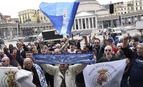 La stoccata della Gazzetta: Per Higuain la città si è mobilitata, per quei malati...