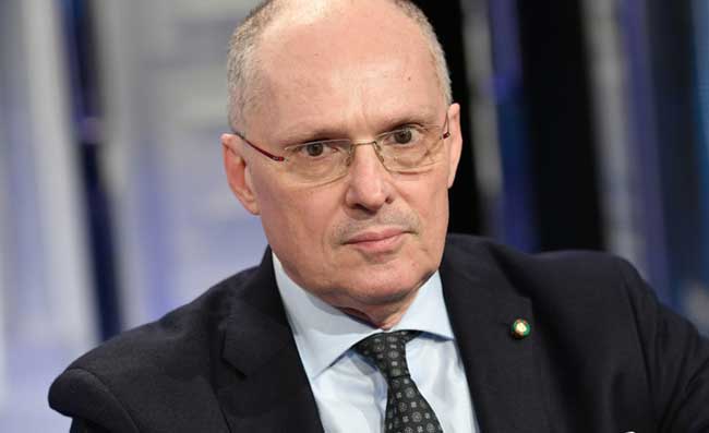 Chiudere tutto, lockdown per 4 settimane, Ricciardi: Se non sono utile me ne vado