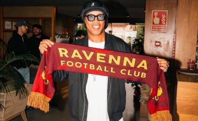 Ronaldinho torna a giocare a 46 anni, riparte dalla Serie C in Italia. Ma Braida frena
