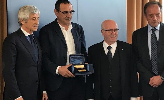 Bella sorpresa per il Napoli: Panchina d'Oro, Sarri riceve i complimenti dal Rostov!