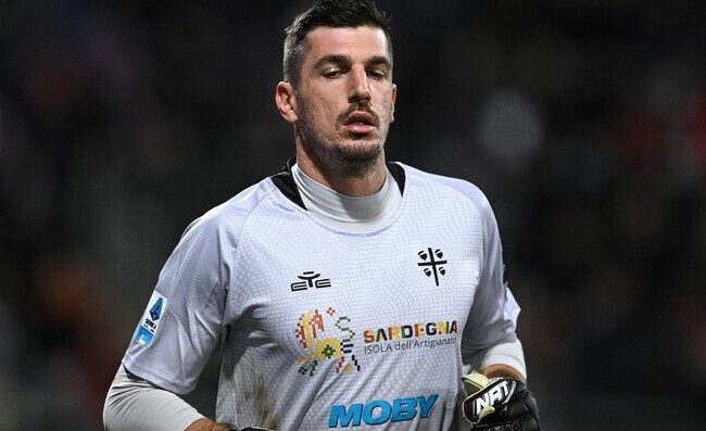 Il Napoli canta Italiano Vero a gennaio: due colpi di chiusi, altri due sul tavolo