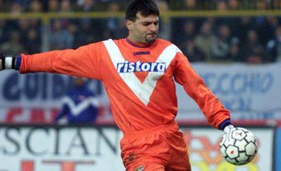 Calcio in lutto, a soli 47 anni � morto Srnicek. Gioc� in Italia