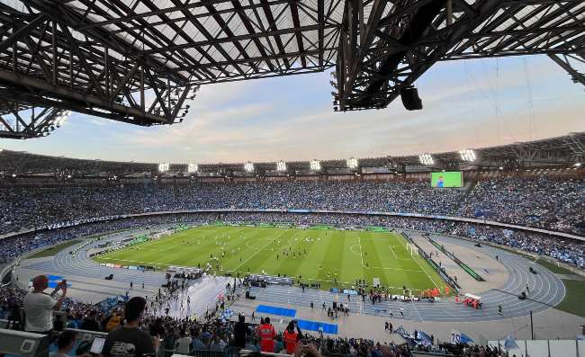 Stadio Maradona, resi noti i divieti del Comune di Napoli per le gare interne