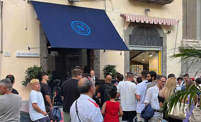 Inaugurato store del Napoli in via Calabritto, presente Valentina De Laurentiis