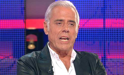 Teo Teocoli scatenato nell'imitazione di De Laurentiis: Ecco chi comprerò, a Gattuso brucio la...
