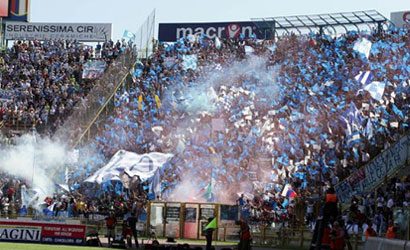 Invasione di tifosi azzurri a Bologna: Oltre 5 mila napoletani attesi al Dall'Ara