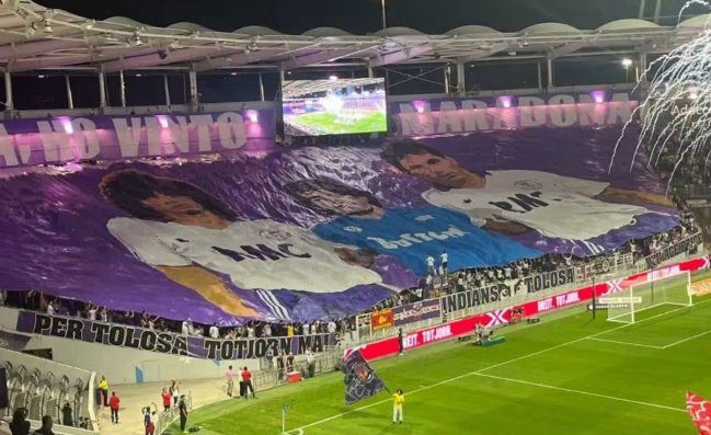 Ultras Tolosa: Mamma, ho battuto Maradona, coreografia incredibile