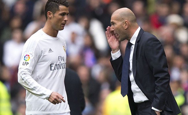 Ronaldo torna a Madrid?, la risposta di Zidane scatena i tifosi di Real e Juventus