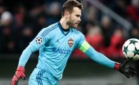 VIDEO - Akinfeev eroico in Spagna-Russia: il portiere accostato al Napoli para cos� il rigore di Aspas!