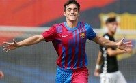 Napoli, Alaustey ha firmato. Il mago � un nuovo giocatore azzurro (FOTO)