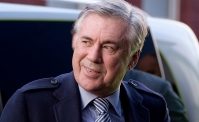 VIDEO - Everton, Ancelotti telefona ad uno storico tifoso malato: Ciao come stai? Chiamami Carlo
