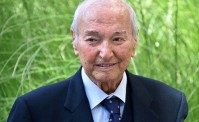 Piero Angela � morto, l'annuncio del figlio Alberto: Buon viaggio pap�
