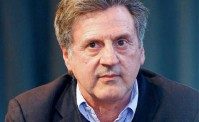 Daniel Auteuil scippato a Napoli, ladri gli portano via orologio da 39mila euro
